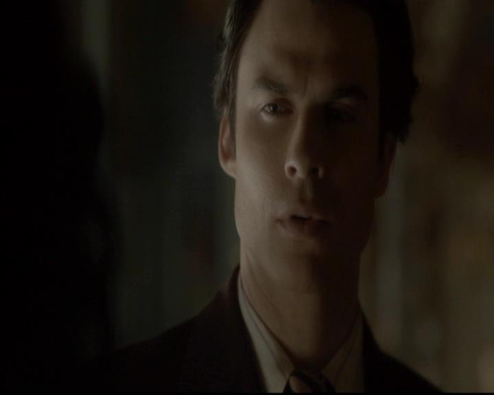 VampireDiariesWorld-dot-org_4x08WellAlwaysHaveBourbonStreet1348.jpg