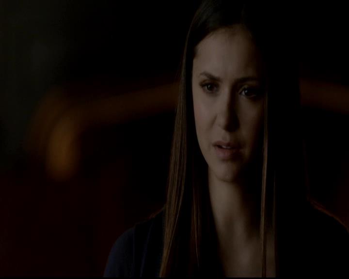 VampireDiariesWorld-dot-org_4x08WellAlwaysHaveBourbonStreet1412.jpg