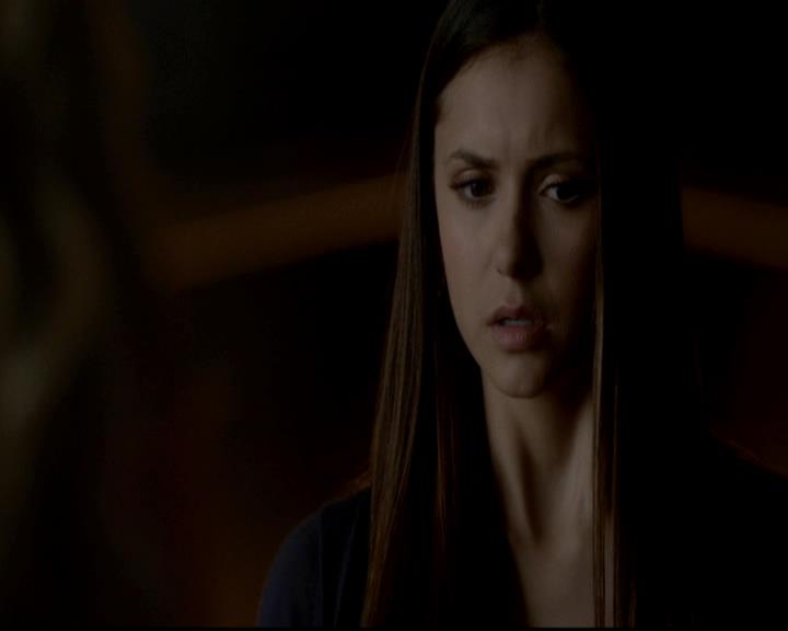 VampireDiariesWorld-dot-org_4x08WellAlwaysHaveBourbonStreet1426.jpg