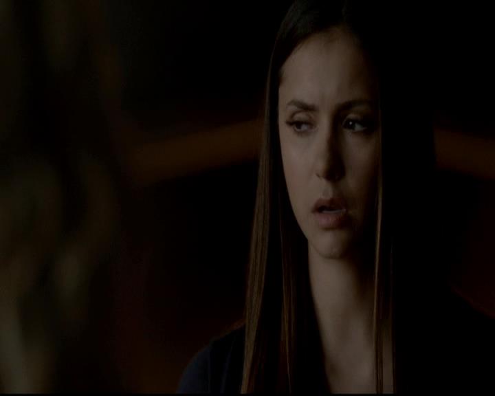 VampireDiariesWorld-dot-org_4x08WellAlwaysHaveBourbonStreet1428.jpg