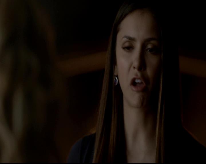 VampireDiariesWorld-dot-org_4x08WellAlwaysHaveBourbonStreet1444.jpg