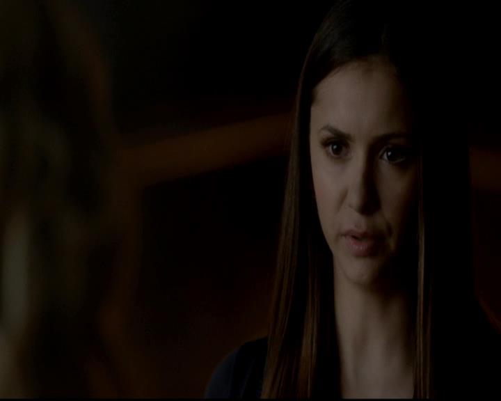 VampireDiariesWorld-dot-org_4x08WellAlwaysHaveBourbonStreet1445.jpg