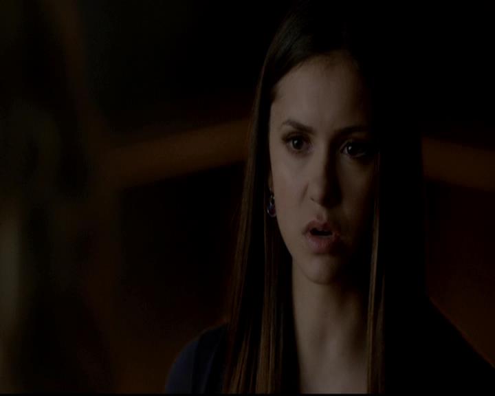 VampireDiariesWorld-dot-org_4x08WellAlwaysHaveBourbonStreet1447.jpg