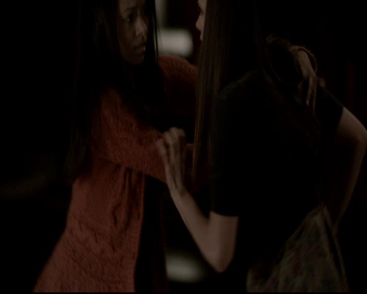 VampireDiariesWorld-dot-org_4x08WellAlwaysHaveBourbonStreet1476.jpg