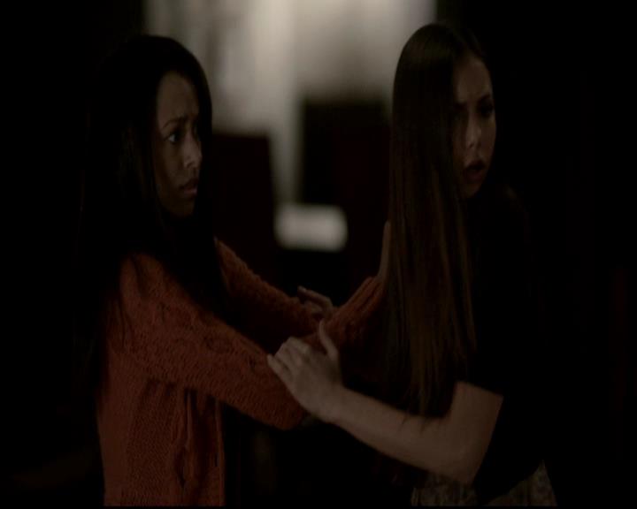 VampireDiariesWorld-dot-org_4x08WellAlwaysHaveBourbonStreet1477.jpg