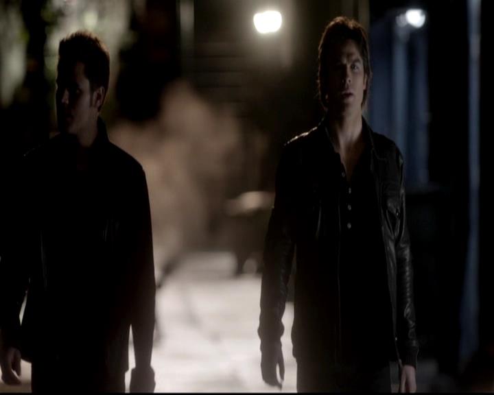 VampireDiariesWorld-dot-org_4x08WellAlwaysHaveBourbonStreet1485.jpg