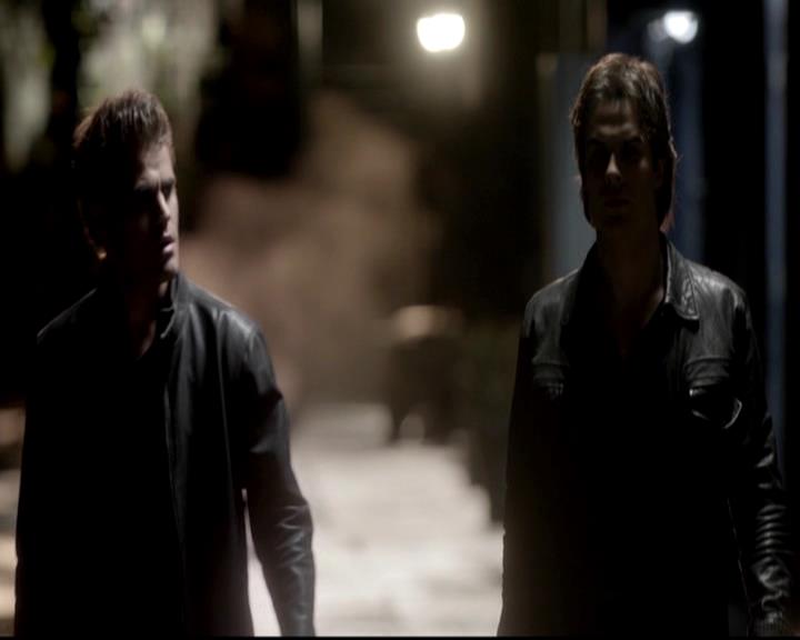 VampireDiariesWorld-dot-org_4x08WellAlwaysHaveBourbonStreet1487.jpg