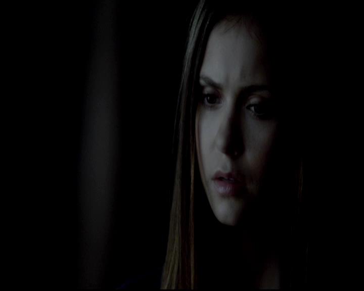 VampireDiariesWorld-dot-org_4x08WellAlwaysHaveBourbonStreet1532.jpg