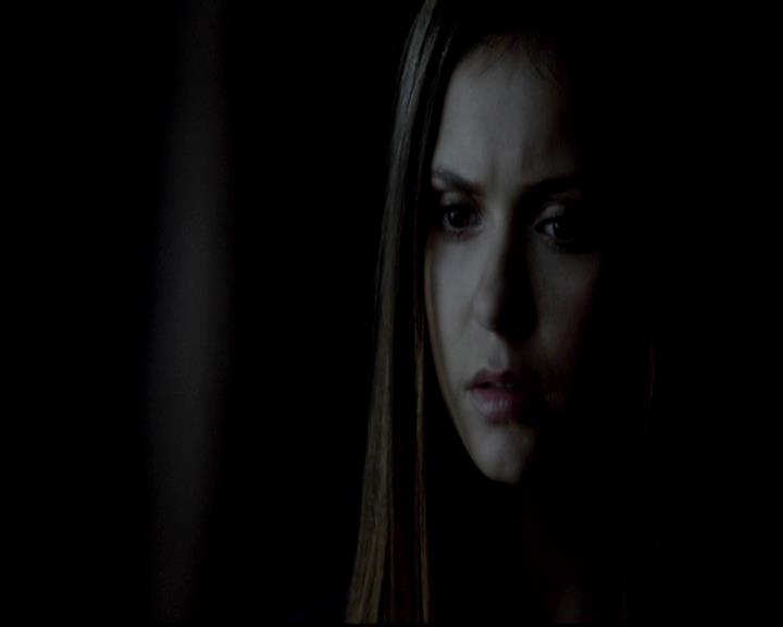 VampireDiariesWorld-dot-org_4x08WellAlwaysHaveBourbonStreet1533.jpg