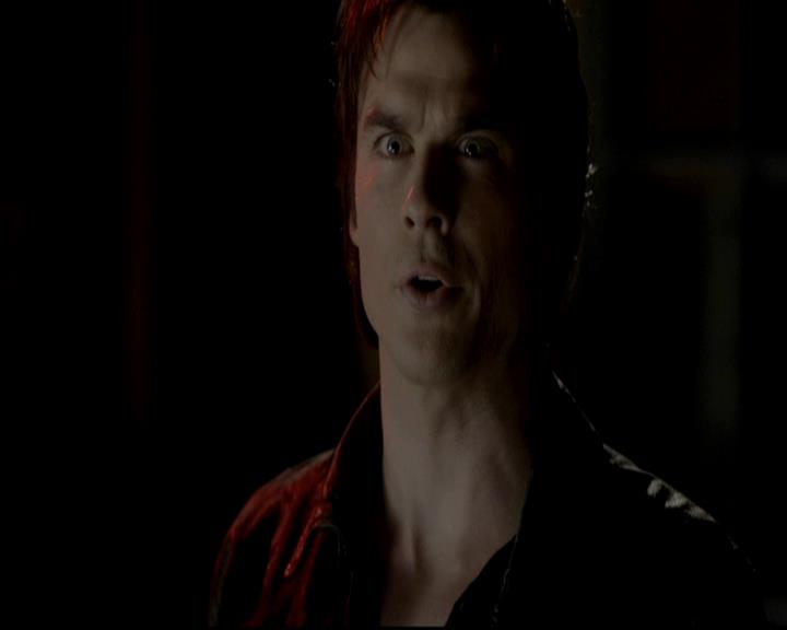 VampireDiariesWorld-dot-org_4x08WellAlwaysHaveBourbonStreet1552.jpg