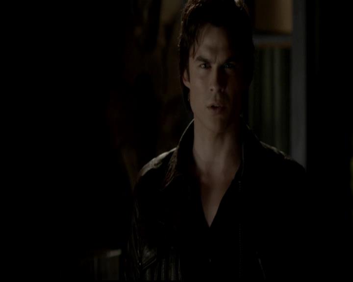 VampireDiariesWorld-dot-org_4x08WellAlwaysHaveBourbonStreet1558.jpg