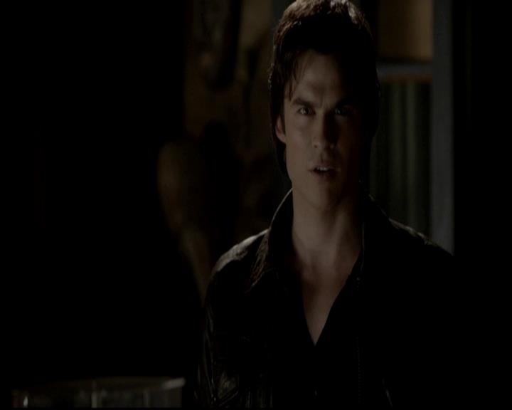 VampireDiariesWorld-dot-org_4x08WellAlwaysHaveBourbonStreet1560.jpg