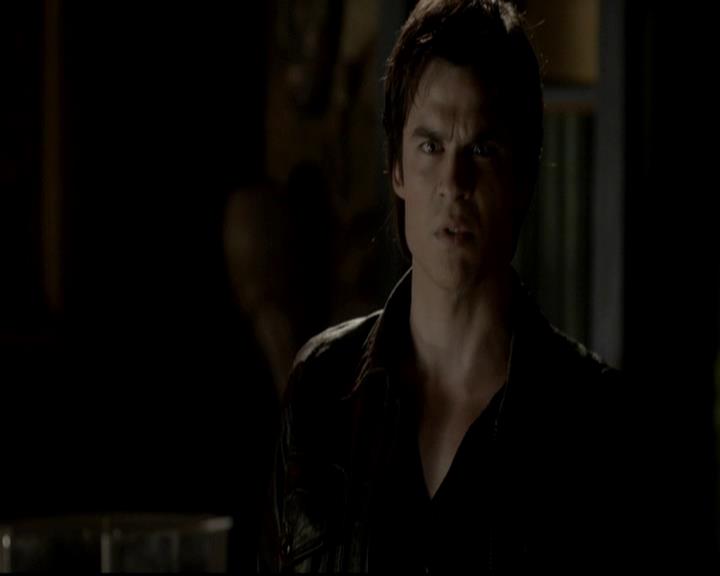 VampireDiariesWorld-dot-org_4x08WellAlwaysHaveBourbonStreet1563.jpg