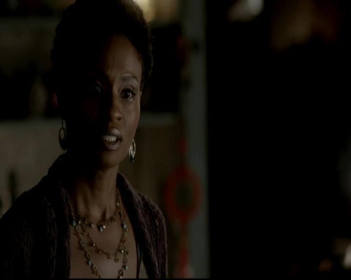 VampireDiariesWorld-dot-org_4x08WellAlwaysHaveBourbonStreet1613.jpg