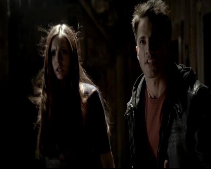 VampireDiariesWorld-dot-org_4x08WellAlwaysHaveBourbonStreet1656.jpg