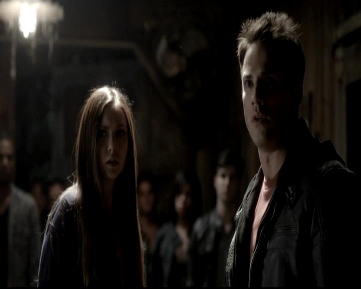 VampireDiariesWorld-dot-org_4x08WellAlwaysHaveBourbonStreet1668.jpg