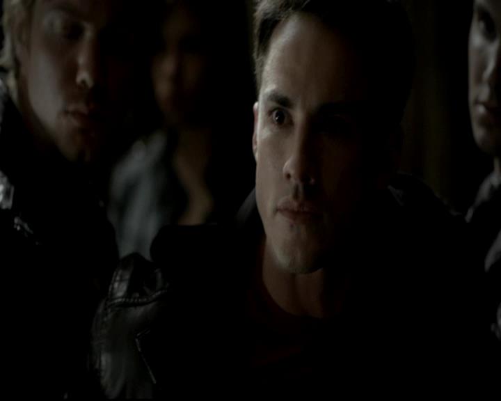 VampireDiariesWorld-dot-org_4x08WellAlwaysHaveBourbonStreet1690.jpg