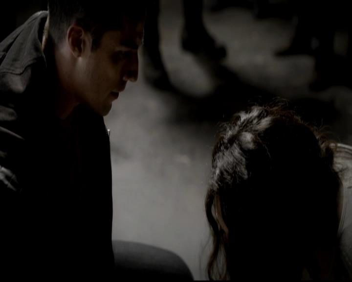 VampireDiariesWorld-dot-org_4x08WellAlwaysHaveBourbonStreet1741.jpg