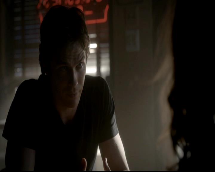 VampireDiariesWorld-dot-org_4x08WellAlwaysHaveBourbonStreet1771.jpg