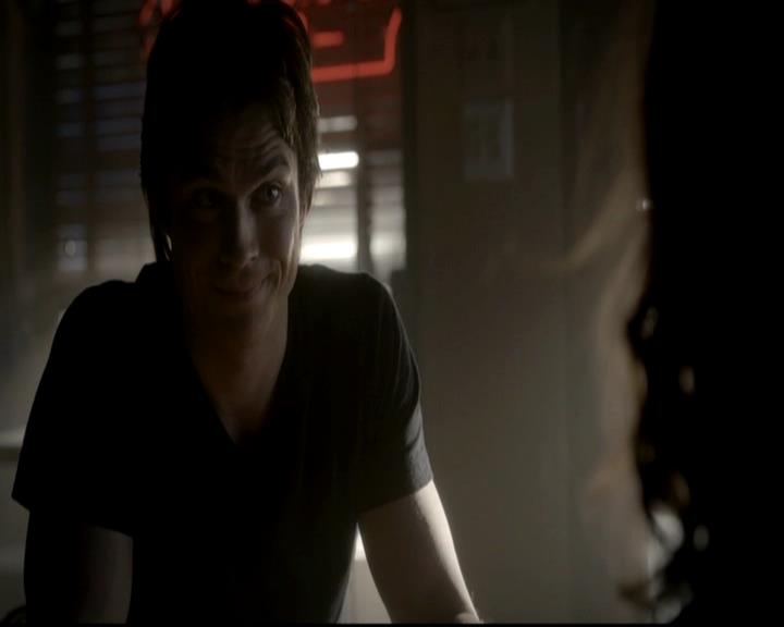 VampireDiariesWorld-dot-org_4x08WellAlwaysHaveBourbonStreet1773.jpg