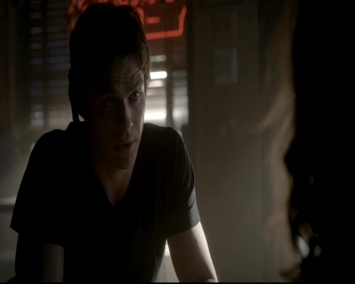 VampireDiariesWorld-dot-org_4x08WellAlwaysHaveBourbonStreet1776.jpg