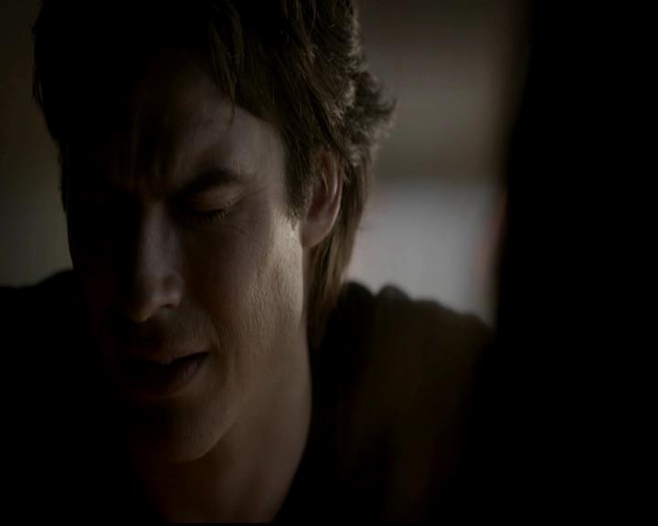 VampireDiariesWorld-dot-org_4x08WellAlwaysHaveBourbonStreet1787.jpg