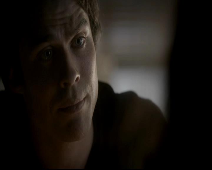 VampireDiariesWorld-dot-org_4x08WellAlwaysHaveBourbonStreet1798.jpg