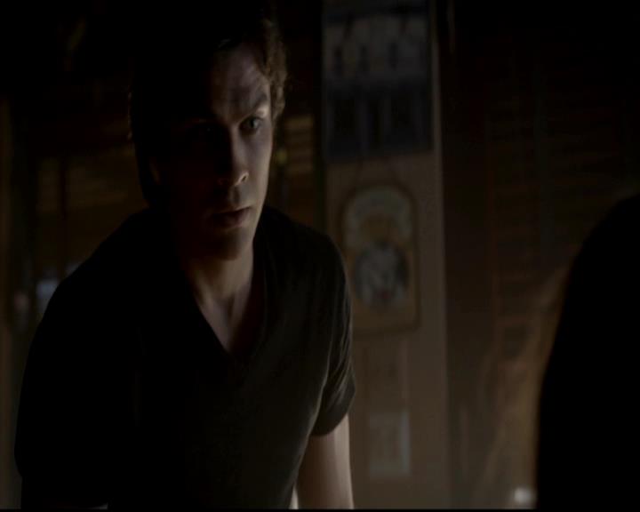 VampireDiariesWorld-dot-org_4x08WellAlwaysHaveBourbonStreet1807.jpg