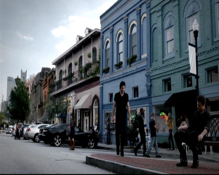 VampireDiariesWorld-dot-org_4x08WellAlwaysHaveBourbonStreet1827.jpg