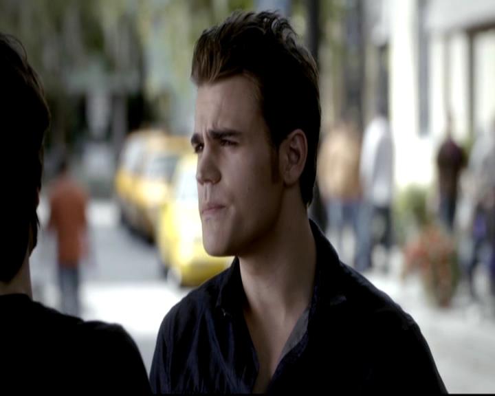 VampireDiariesWorld-dot-org_4x08WellAlwaysHaveBourbonStreet1835.jpg