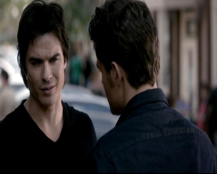 VampireDiariesWorld-dot-org_4x08WellAlwaysHaveBourbonStreet1836.jpg