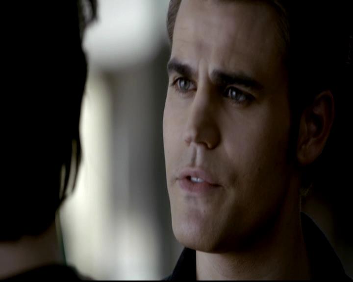 VampireDiariesWorld-dot-org_4x08WellAlwaysHaveBourbonStreet1844.jpg