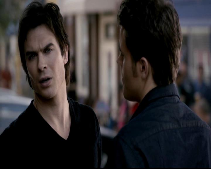 VampireDiariesWorld-dot-org_4x08WellAlwaysHaveBourbonStreet1845.jpg