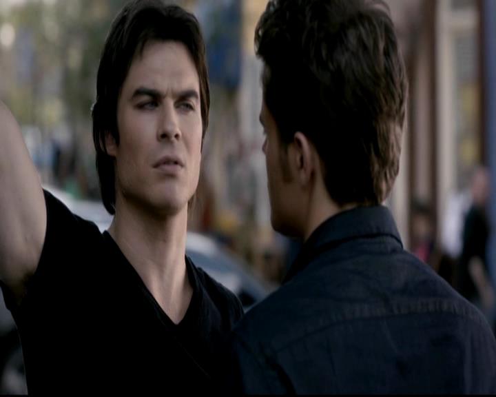 VampireDiariesWorld-dot-org_4x08WellAlwaysHaveBourbonStreet1848.jpg