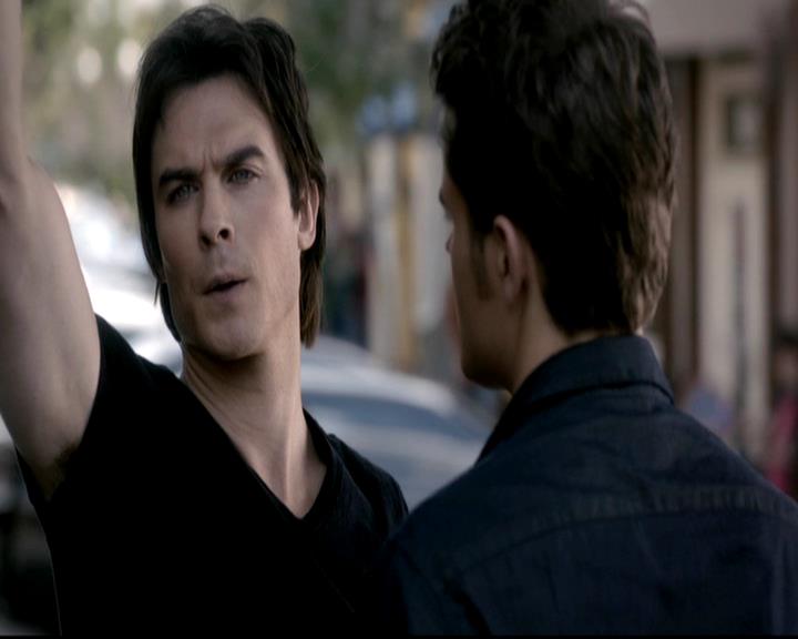 VampireDiariesWorld-dot-org_4x08WellAlwaysHaveBourbonStreet1849.jpg