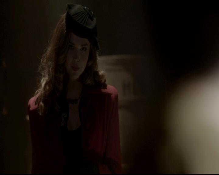 VampireDiariesWorld-dot-org_4x08WellAlwaysHaveBourbonStreet1885.jpg