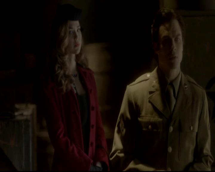 VampireDiariesWorld-dot-org_4x08WellAlwaysHaveBourbonStreet1950.jpg