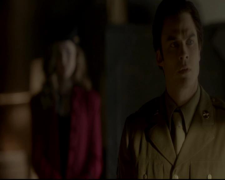 VampireDiariesWorld-dot-org_4x08WellAlwaysHaveBourbonStreet1953.jpg