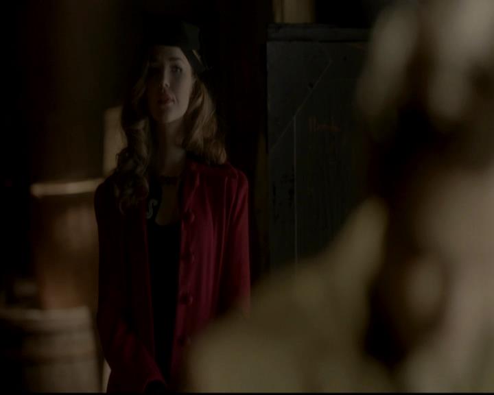 VampireDiariesWorld-dot-org_4x08WellAlwaysHaveBourbonStreet1970.jpg