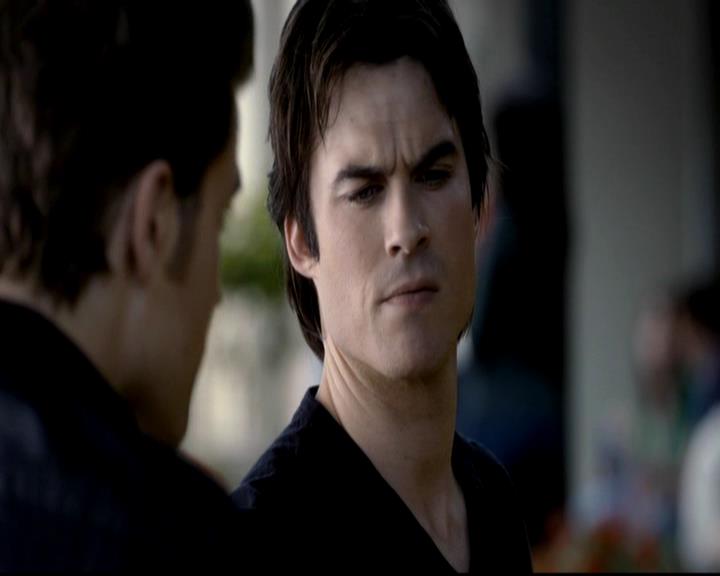 VampireDiariesWorld-dot-org_4x08WellAlwaysHaveBourbonStreet1986.jpg