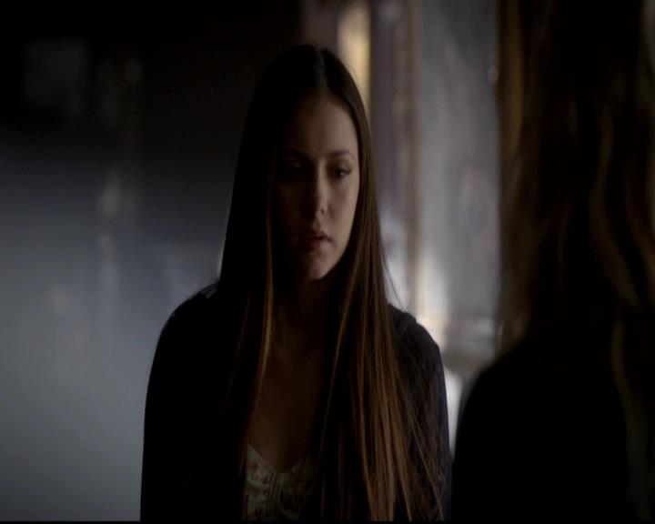 VampireDiariesWorld-dot-org_4x08WellAlwaysHaveBourbonStreet2013.jpg