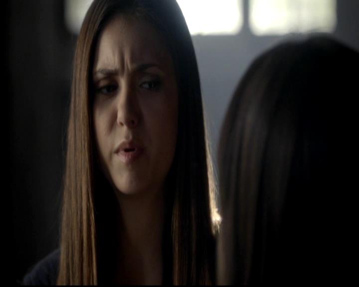 VampireDiariesWorld-dot-org_4x08WellAlwaysHaveBourbonStreet2058.jpg