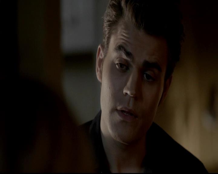 VampireDiariesWorld-dot-org_4x08WellAlwaysHaveBourbonStreet2153.jpg