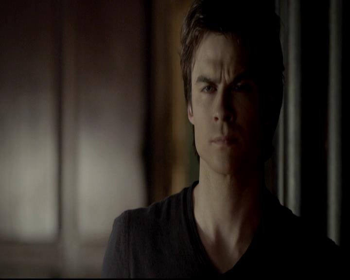 VampireDiariesWorld-dot-org_4x08WellAlwaysHaveBourbonStreet2205.jpg