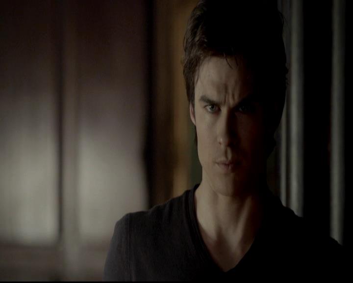 VampireDiariesWorld-dot-org_4x08WellAlwaysHaveBourbonStreet2206.jpg