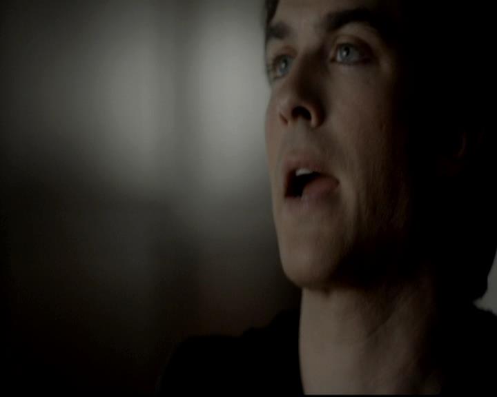 VampireDiariesWorld-dot-org_4x08WellAlwaysHaveBourbonStreet2230.jpg