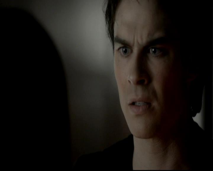 VampireDiariesWorld-dot-org_4x08WellAlwaysHaveBourbonStreet2242.jpg