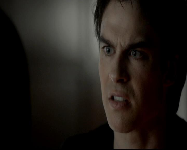 VampireDiariesWorld-dot-org_4x08WellAlwaysHaveBourbonStreet2245.jpg