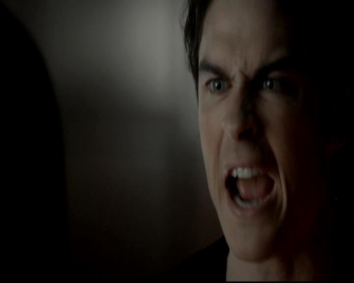 VampireDiariesWorld-dot-org_4x08WellAlwaysHaveBourbonStreet2250.jpg