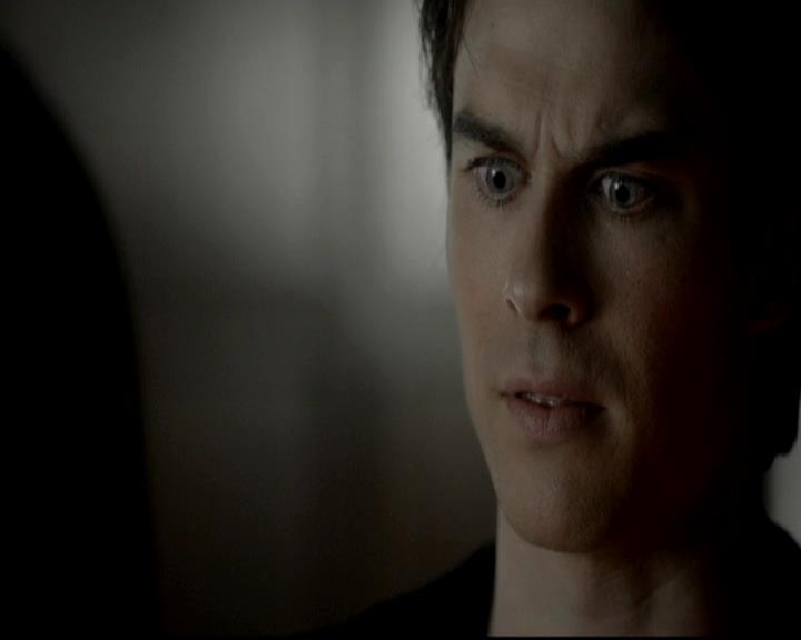 VampireDiariesWorld-dot-org_4x08WellAlwaysHaveBourbonStreet2258.jpg